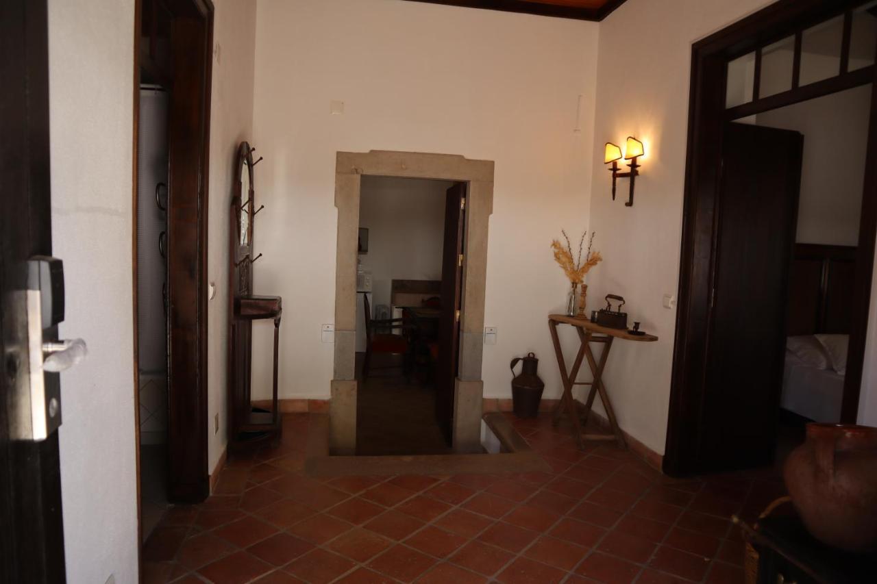 Os Agostos Bed & Breakfast Exterior foto