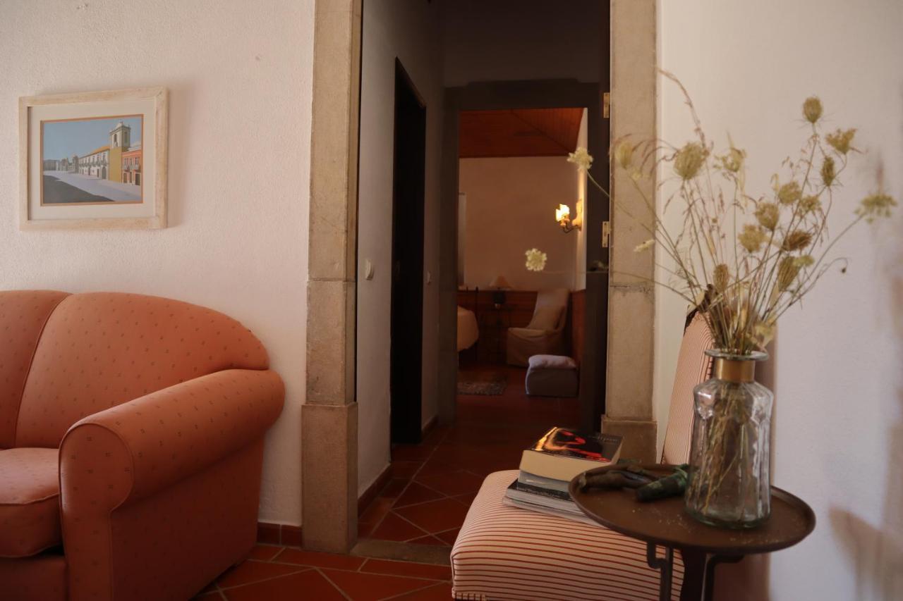 Os Agostos Bed & Breakfast Exterior foto