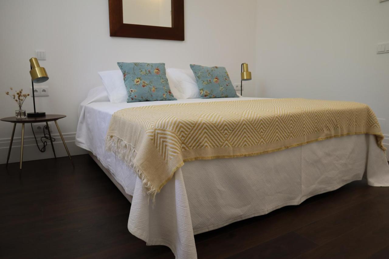 Os Agostos Bed & Breakfast Exterior foto